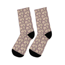 Load image into Gallery viewer, Small Garlic Recycled Poly Socks,

