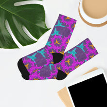 Load image into Gallery viewer, Batik type Hummingbird Recycled Poly Socks
